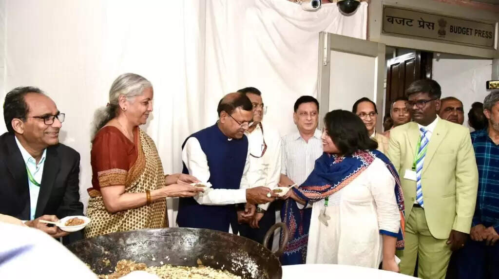 Budget 2024 : मोदी 3.0 सरकार का पहला बजट आज वित्त मंत्री निर्मला सीतारमण पेश करेगी
