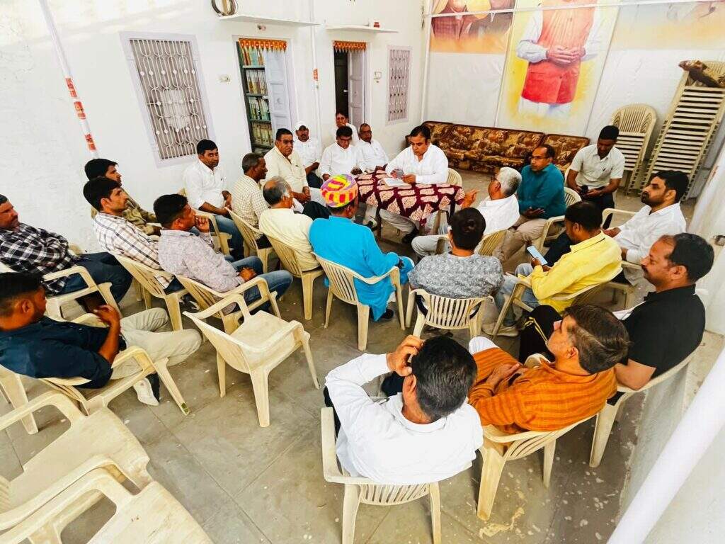 NOKHA : बिहारीलाल बिश्नोई ने चुनाव प्रबंधन समिति की बैठक में लोकसभा चुनाव को लेकर बनाई रणनीति