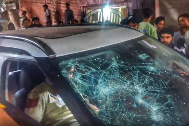 Hit and Run in Jaipur : नशे में 7 किमी दौड़ाई कार, 09 को कुचला, 03 की मौत, लोगों ने पकड़ा, पुलिस को सौंपा