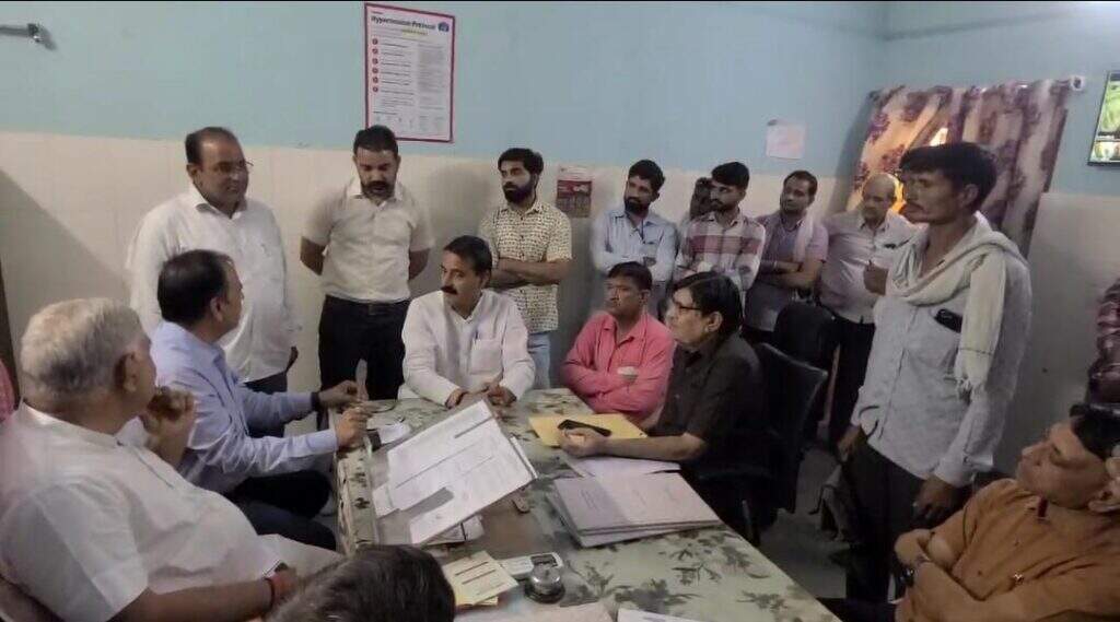 SRI DUNGARGARH : एमएलए सारस्वत, सीएमएचओ गुप्ता के सामने मामला आया, सरकार तक रिपोर्ट, डॉक्टर एपीओ