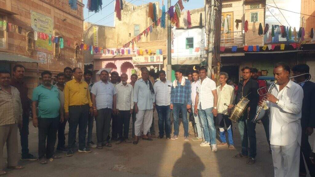 NAGAUR : मारवाड़ मूण्डवा की ह्रदय स्थली चार भुजा चोक में बांधी तणी होली का हुआ आगाज