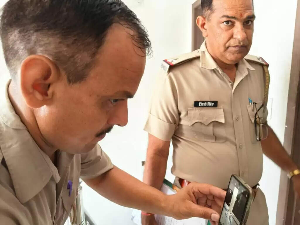 बीकानेर में चोरों का बोलबाला : देर रात मीडिया ऑफिस के ताले तोड़े, न्यूज रूम अस्त-व्यस्त किया