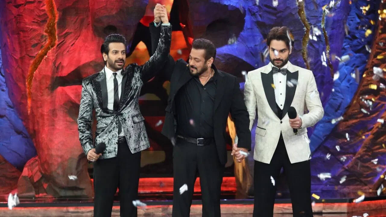 Bigg Boss 18 Winner: करणवीर मेहरा बने बिग बॉस के इस सीजन के विजेता, उनके विजय होने की घोषणा सलमान खान ने की