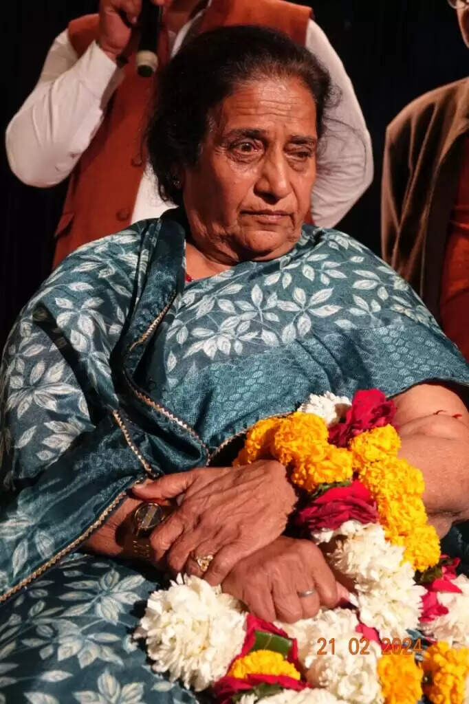 ‘जी..जैसी आपकी मर्जी’ ने रंग-आनंद के आखिरी दिन खूब रंग जमाया