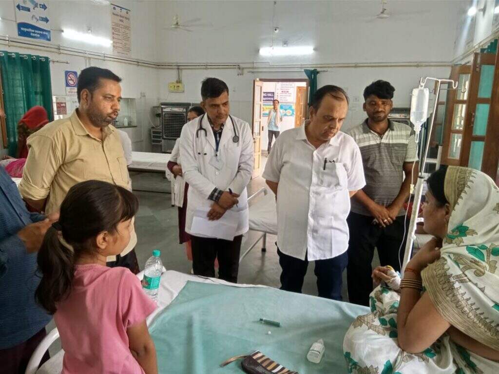 सीएचसी देशनोक तथा पीएचसी पलाना का किया गहन निरीक्षण, हीट वेव के लिए तैयारियों को परखा