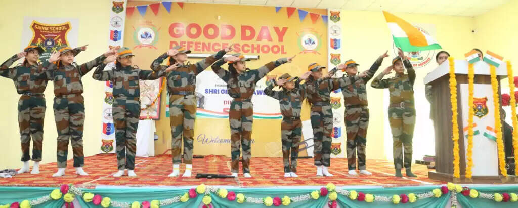 गुणवत्तापरक शिक्षा के लिए तनाव रहित माहौल जरूरी - जुनेजा