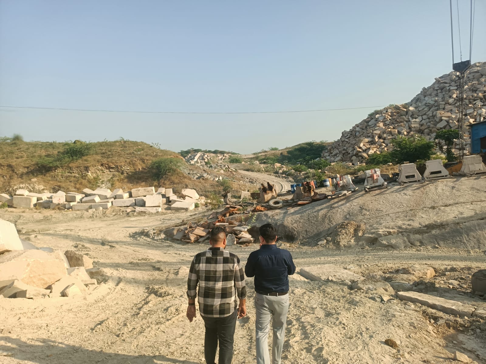 Rajasthan : लीज से बाहर अवैध खनन पर 10 गुणा रॉयल्टी लगा 38 करोड़ का जुर्माना
