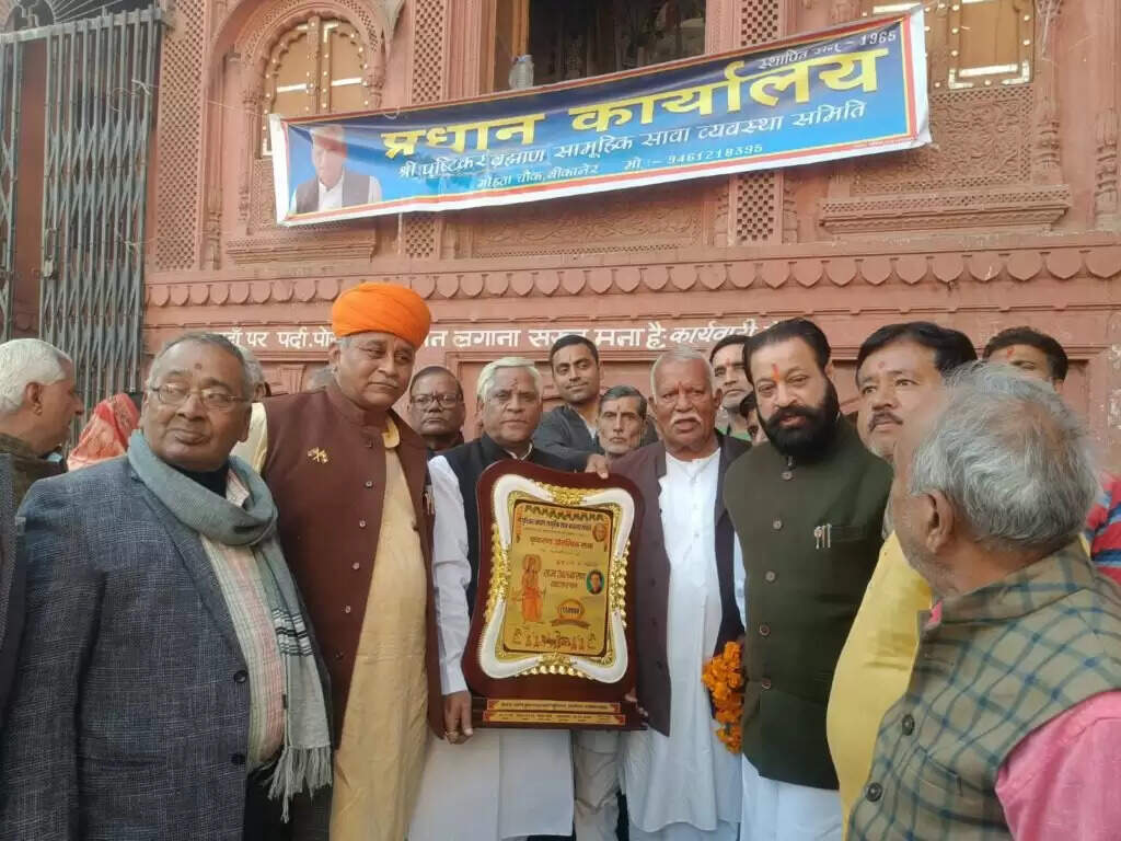 पुष्करणा सावा : मनुहार में कमी नहीं, नहीं आये तो गिला नहीं