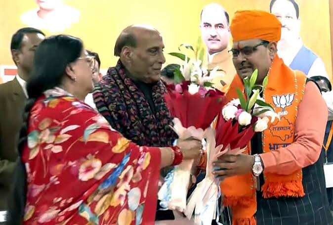 जिलों व ओपीएस पर निर्णय टालना बड़ी जोखिम, भीतर पनप रहा आक्रोश