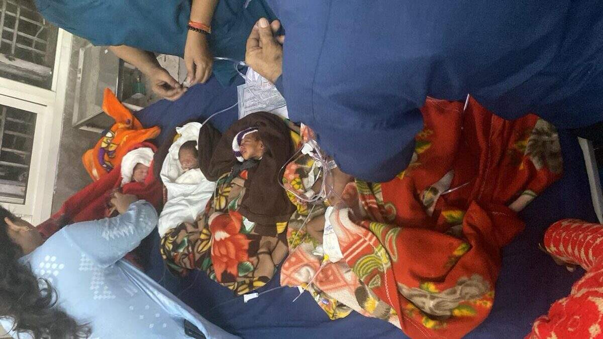 Jhansi Hospital Fire: 10 नवजात जिंदा जले, कई गंभीर, कौन जिम्मेदार?