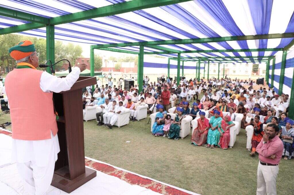 अंबेडकर जयंती पर अर्जुन बोले : बाबा साहब ने जो आरक्षण दिया उसे कोई नहीं हिला सकता