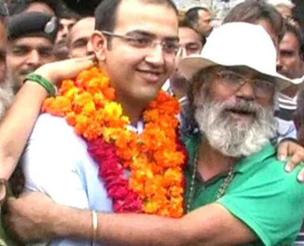 IAS सौरभ स्वामी के 100 वर्षीय दादा श्रीचंद की जिंदा जलने से मौत!!