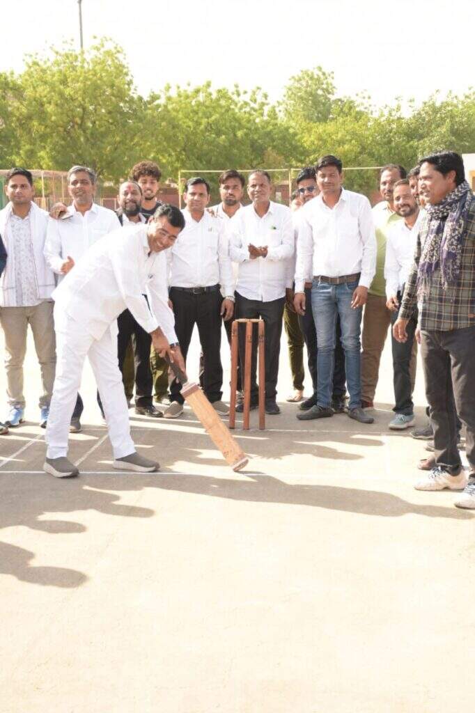 Bikaner : डॉक्टर भीम राव अम्बेडकर मेघवाल समाज क्रिकेट प्रतियोगिता रेलवे ग्राउंड में