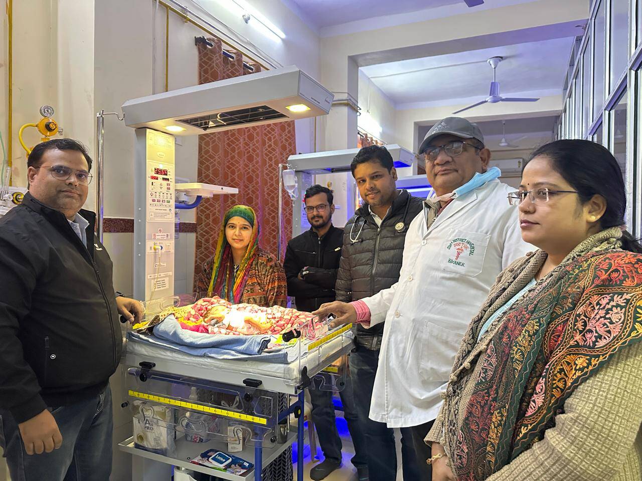 Bikaner : एक किलो वजन, श्वास में तकलीफ, सेप्टीसीमिया सहित कई दिक्कतों से जूझ रहे नवजात का इलाज