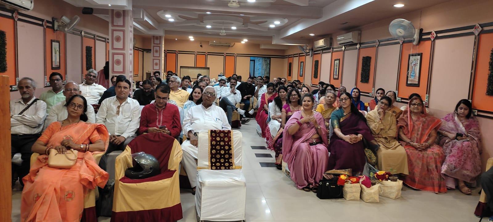 कवयित्री सम्मेलन: हाड़ौती, ढूँढाड़ी, मारवाड़ी, शेखावाटी, बागड़ी सब मिल बन गई मीठी राजस्थानी