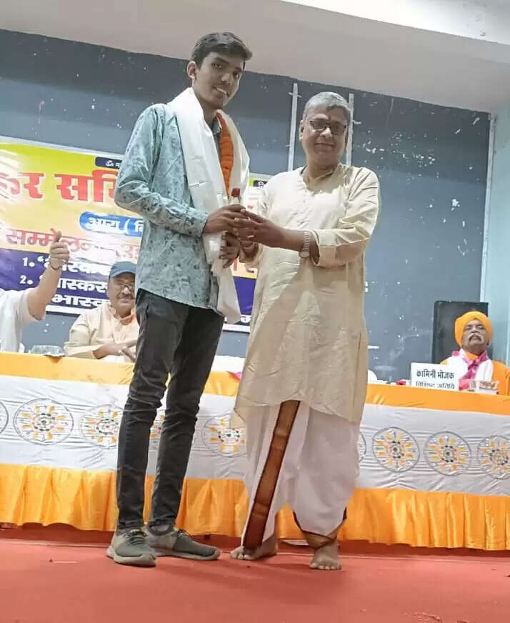Bikaner: खेल प्रेमी खुश भोजक खेल प्रतिभा सम्मान से सम्मानित, बिहार के भोजपुर आरा शहर में हुआ सम्मान