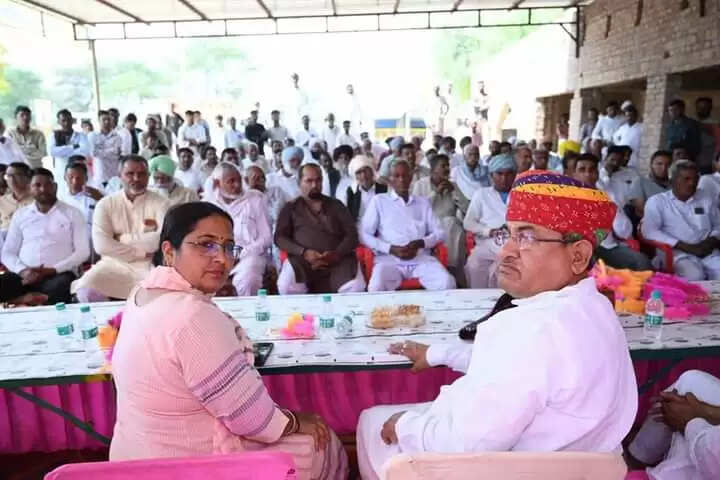 कार्यकर्ता सम्मेलन में जोश में दिखे कांग्रेसी, गोविन्दराम की जीत का लिया संकल्प