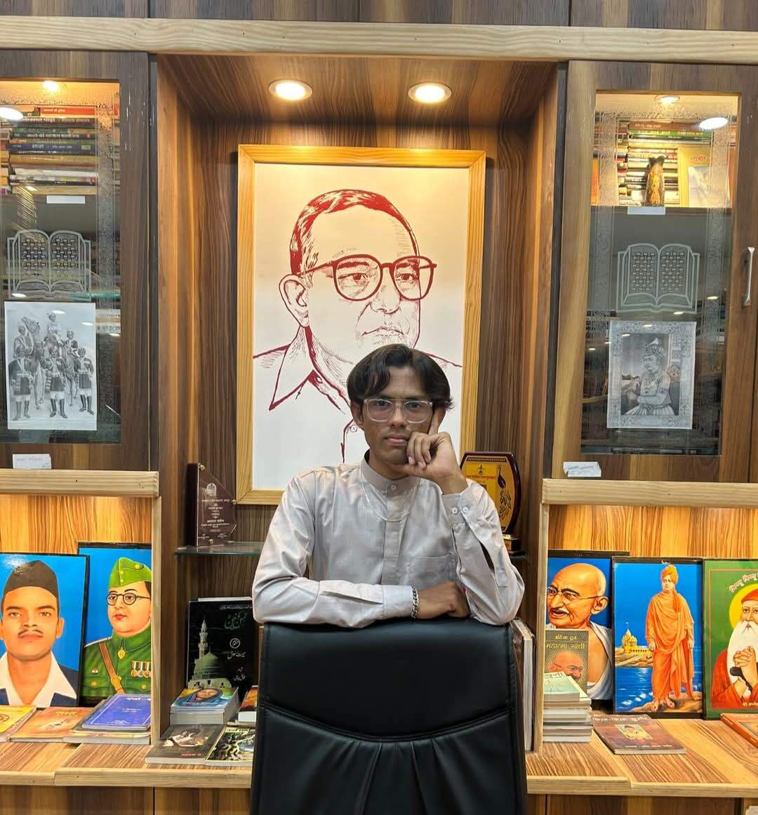 दो दिन-दो रातें : एक हॉल, कई विद्वान, निबंध और बच्चों की बातें