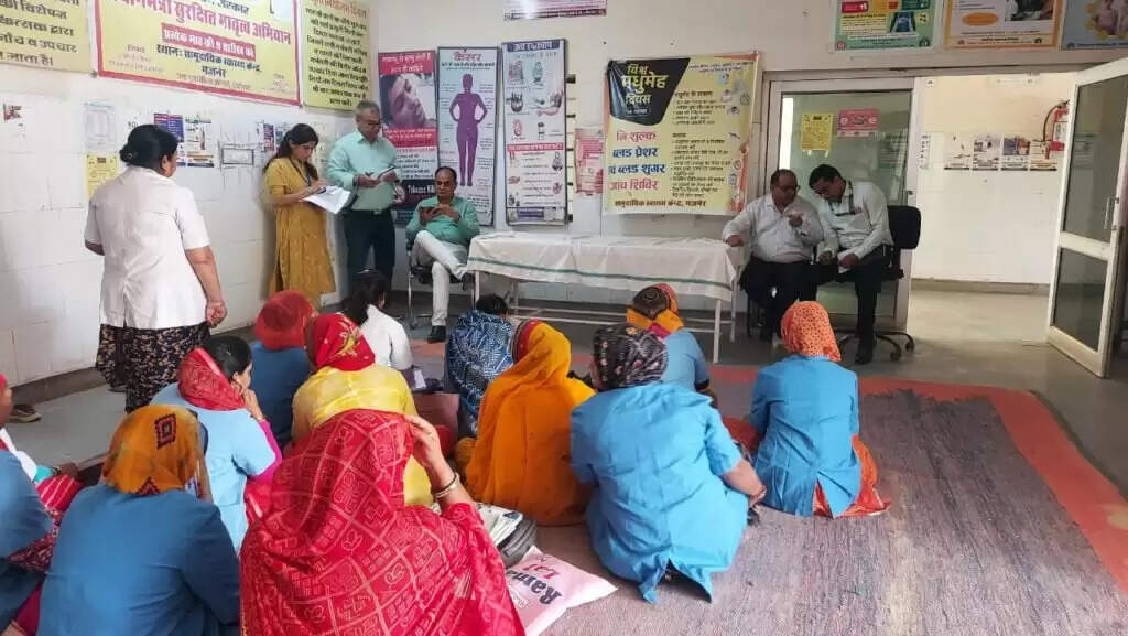 मच्छर जनित व अन्य मौसमी बीमारियों पर नियंत्रण को लेकर विभाग को किया हाई अलर्ट