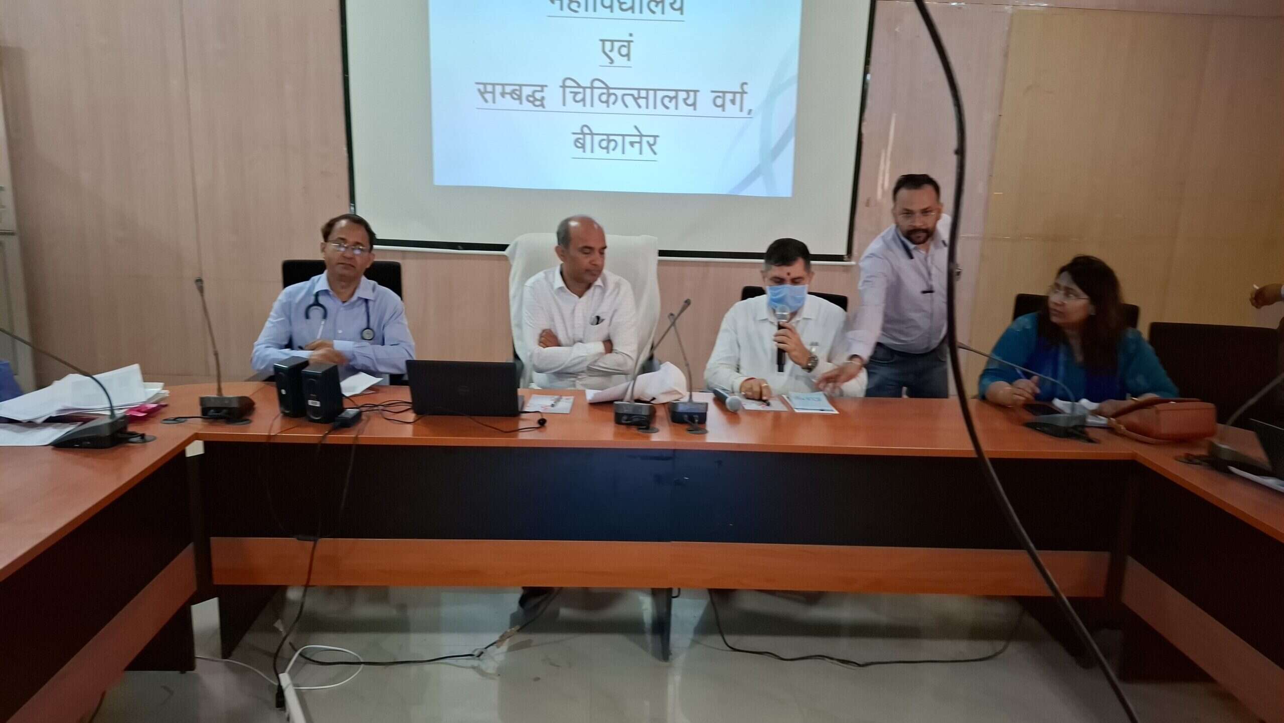 Bikaner: मगजी छगजी मैमोरियल ट्रस्ट की पहल, सेटेलाइट अस्पताल में मरीजों हेतु वाटर कुलर लगाया