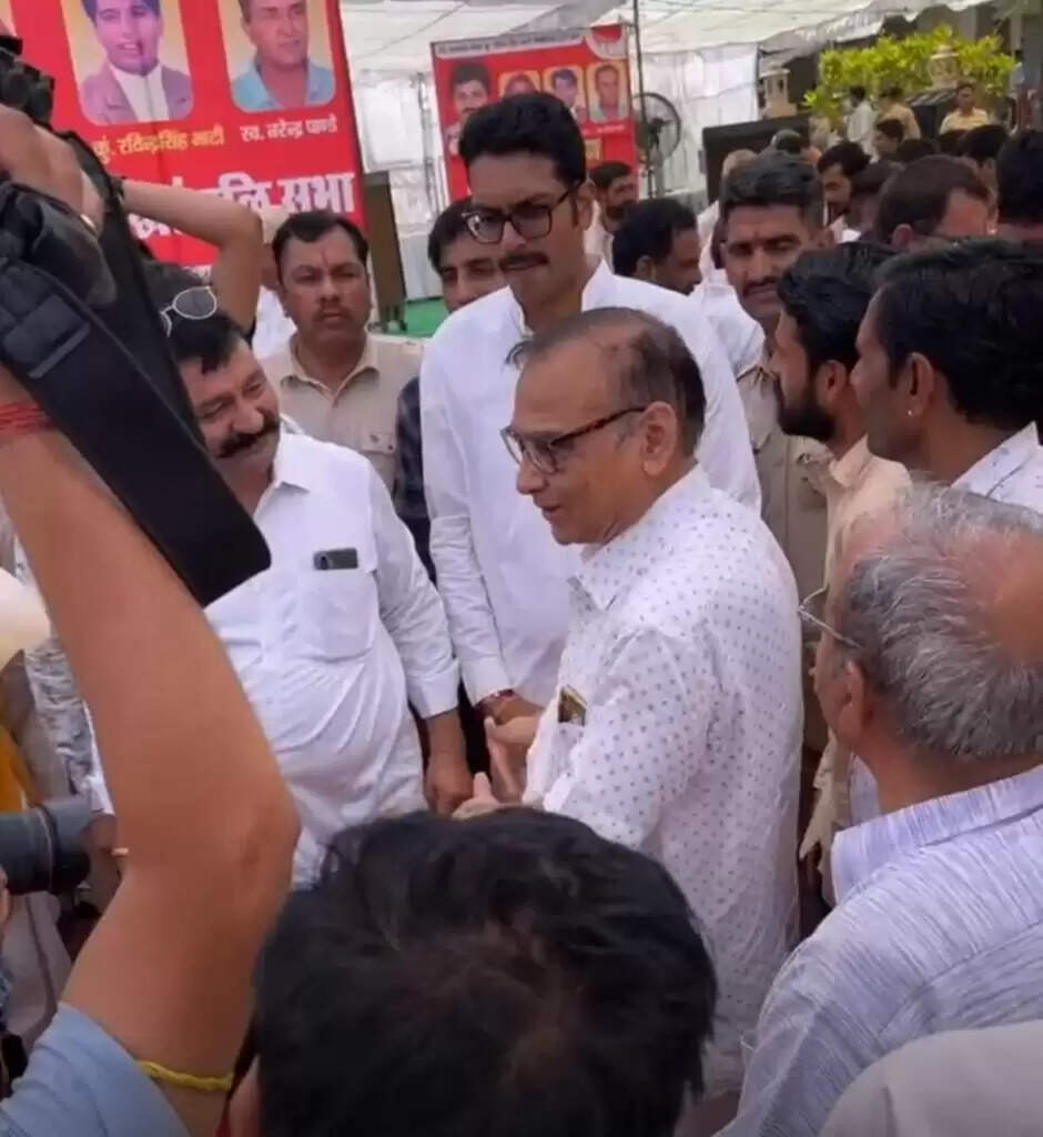 कोटगेट क्रॉसिंग पर खड़ा बीकानेर आज भी महेन्द्रसिंह जैसे सांसद का कर रहा इंतजार