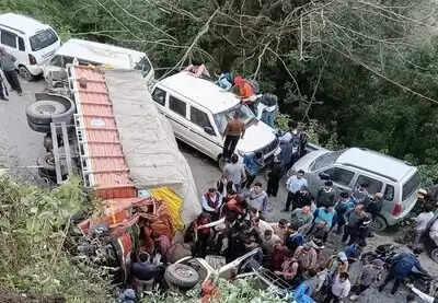 HIMACHAL : मृतकों में दंपति और उनका पांच साल का बेटा भी शामिल