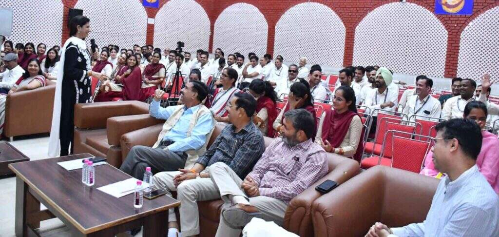 एरर्स को रिपीट न करें, छोटी गलतियां बड़ा नुक्सान कर सकती हैं- दीप्ति जांडियाल