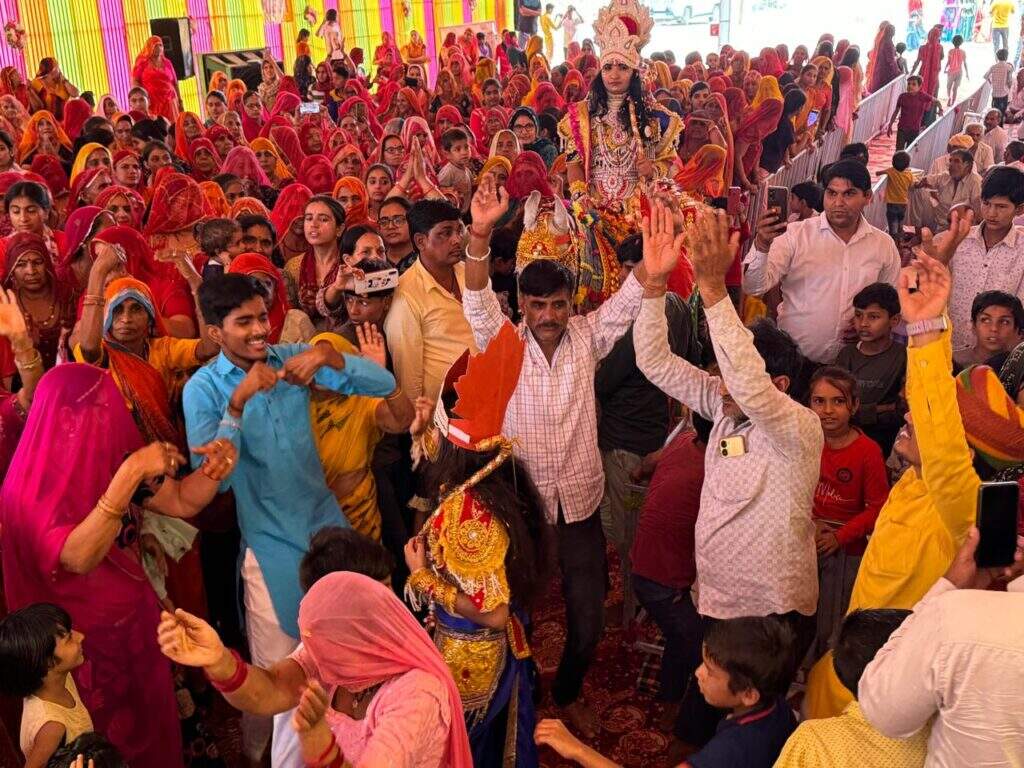 परिवार को जोड़ती है बेटियां, उनके जन्म पर उत्सव मनाये- श्री भँवरदास महाराज