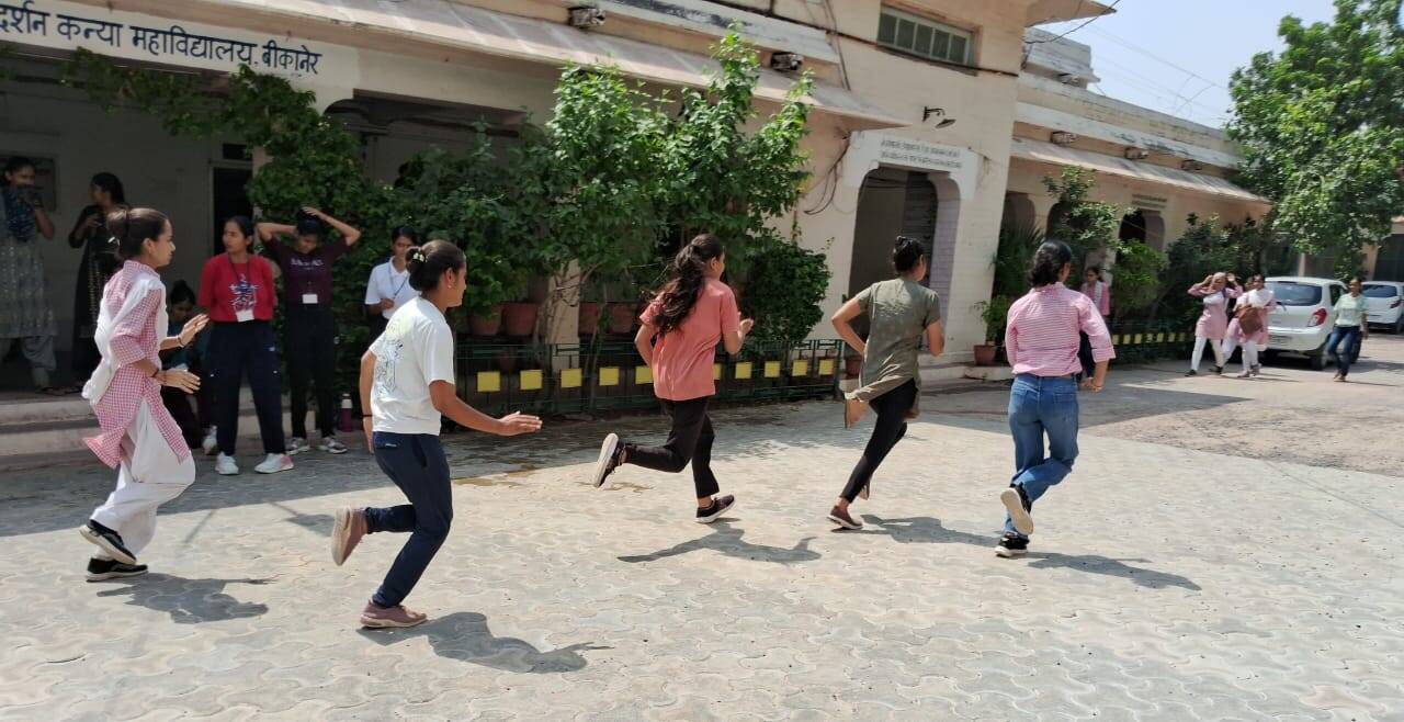 महारानी सुदर्शन कन्या महाविद्यालय संभाग स्तरीय प्रीआरडीकैंप सलेक्शन ट्रायल का आयोजन