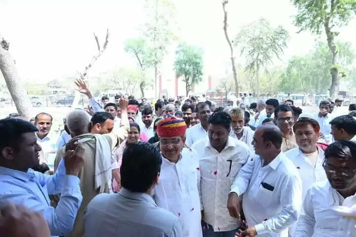 कार्यकर्ता सम्मेलन में जोश में दिखे कांग्रेसी, गोविन्दराम की जीत का लिया संकल्प