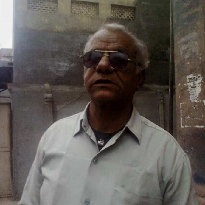जिन्हें देखने-सुनने रातभर जागते : ‘अमरसिंह राठौड़’ रम्मत के ‘लखनवी नवाब’ पेंटर कालेश का निधन