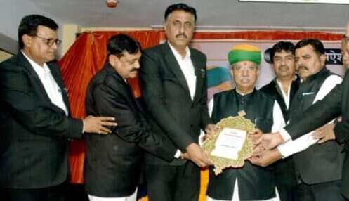 विधि मंत्री ने एडवोकेट कॉन्फ्रेंस हॉल, चैम्बर एवं कॉम्पलेक्स की दी सौगात