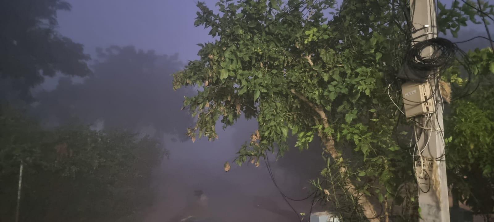 मौसम : घने कोहरे से ढकी थी सुबह, देर रात की बूंदाबांदी से बढ़ी ठंड