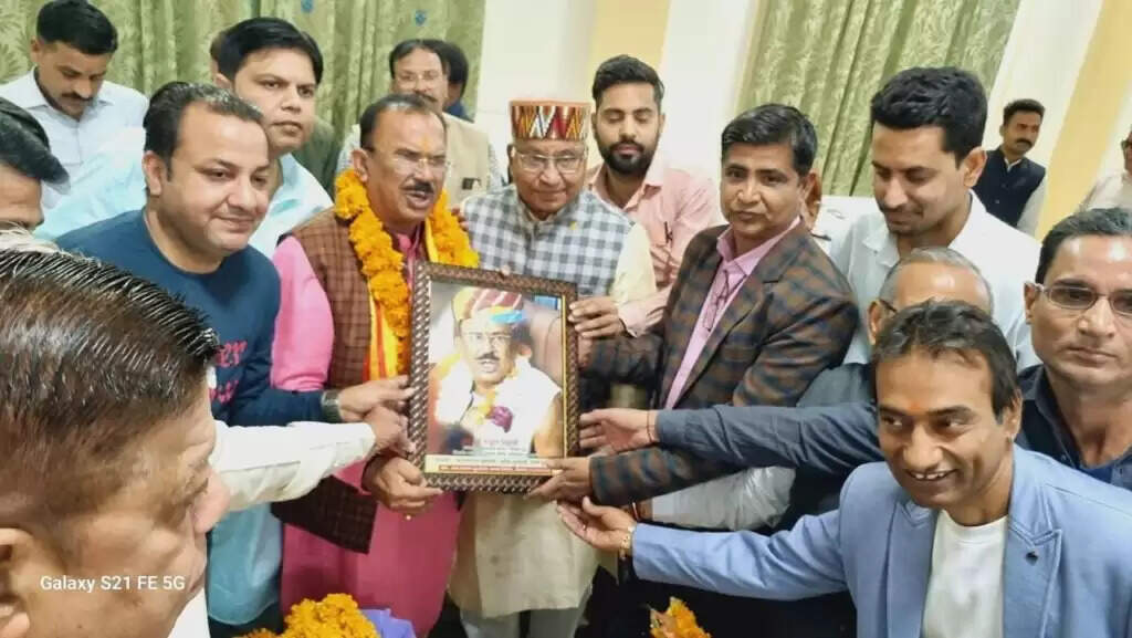 देश के सर्वांगीण विकास के लिए प्रतिबद्धता से अपना योगदान दें प्रत्येक भारतवासी: देवनानी