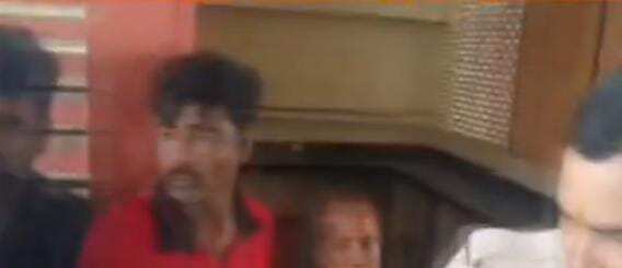 Bhilwara : बस स्टैंड पर, दिन दहाड़े प्रेमिका जैसी देखने वाली लड़की को गोली मारी, पकड़ा गया सिरफिरा !
