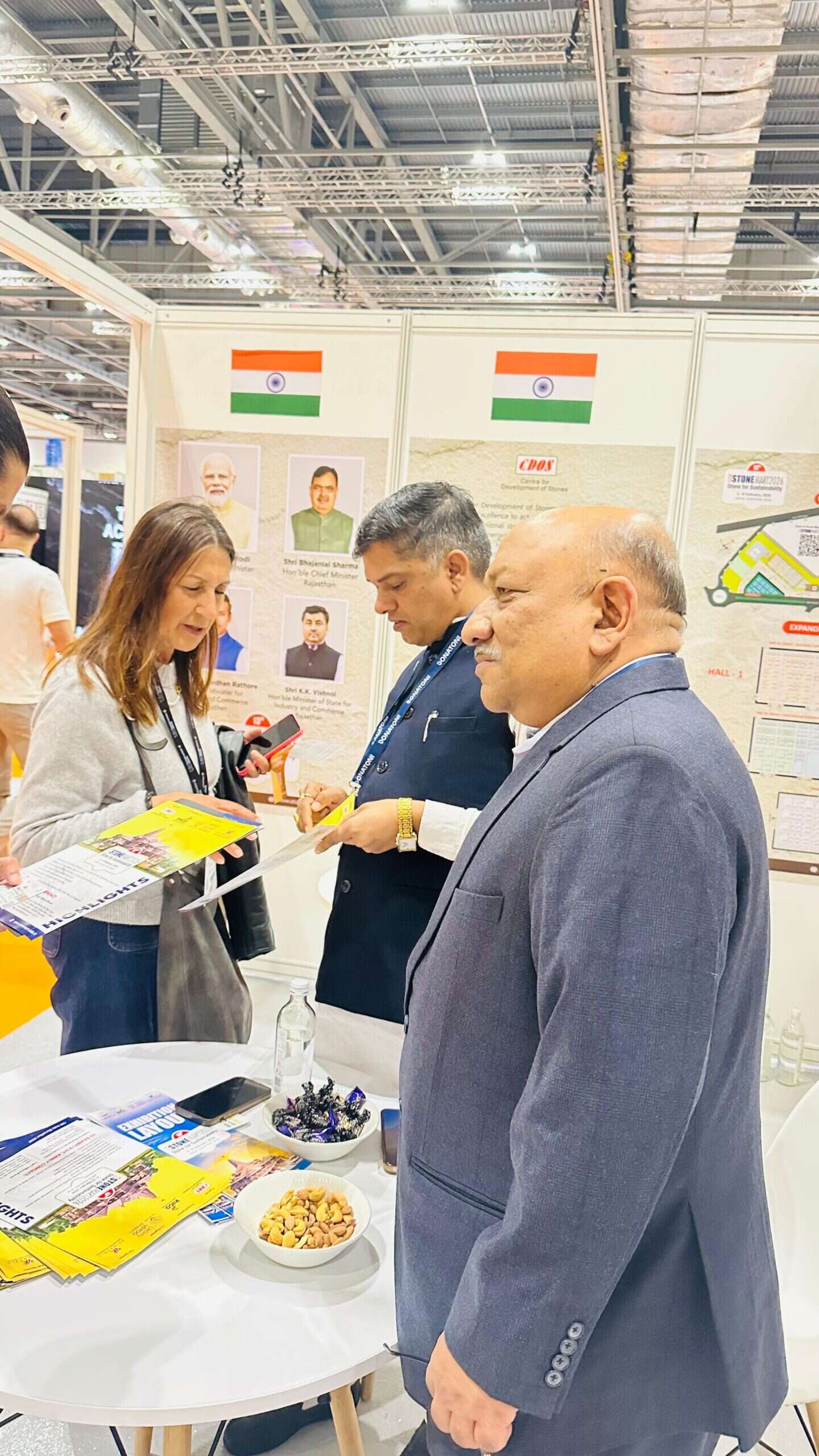 लंदन में “द स्टोन शो एंड हार्ड सरफेस” प्रदर्शनी में LUB और CDOS ने की संयुक्त भागीदारी
