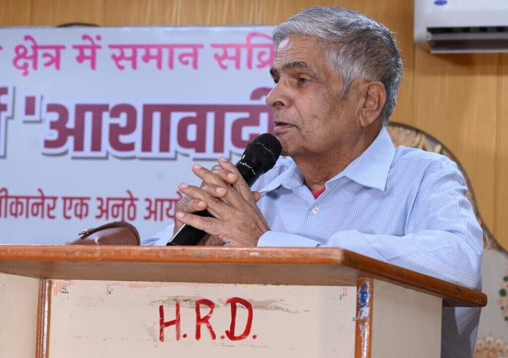 मधु आचार्य ने जीवन के प्रयोजन को समझा और निभाया, सबको समझना चाहिए : डा.चारण