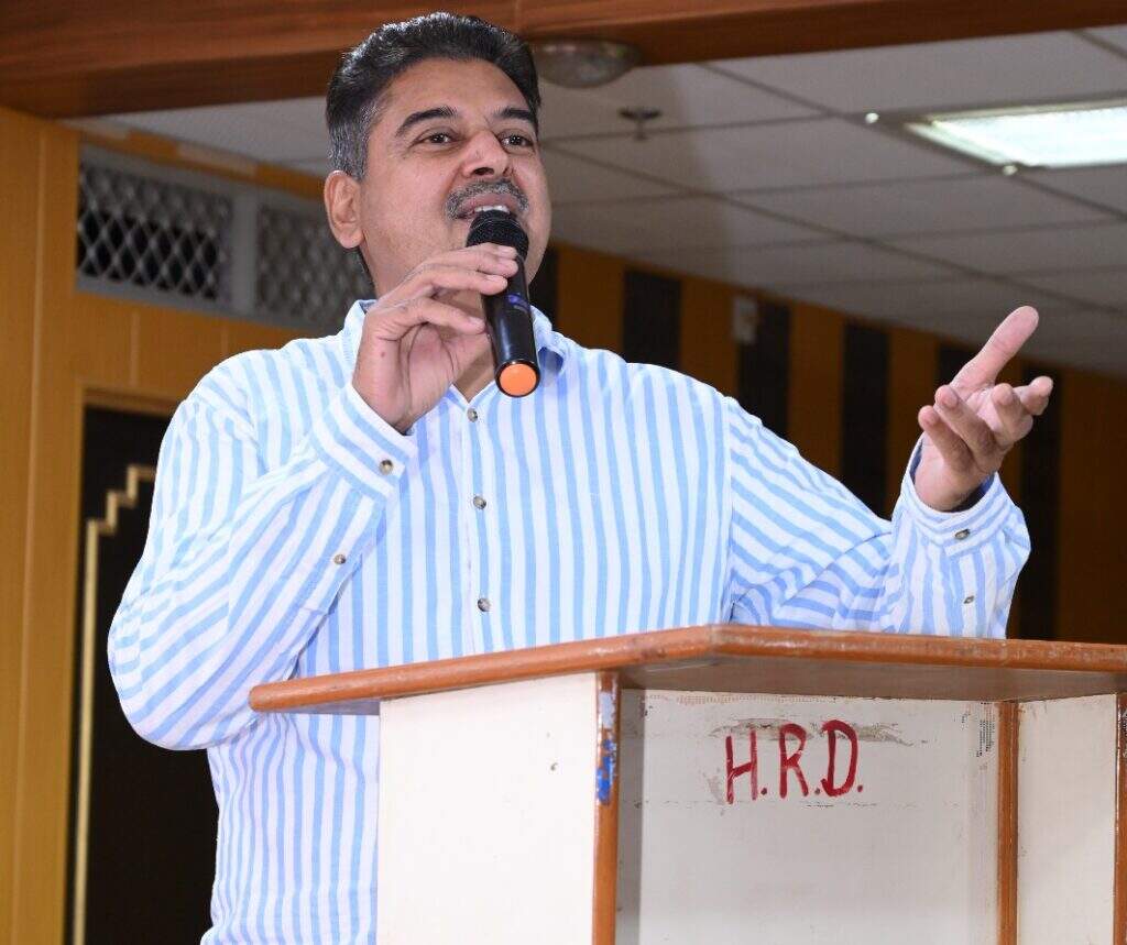 मधु आचार्य ने जीवन के प्रयोजन को समझा और निभाया, सबको समझना चाहिए : डा.चारण