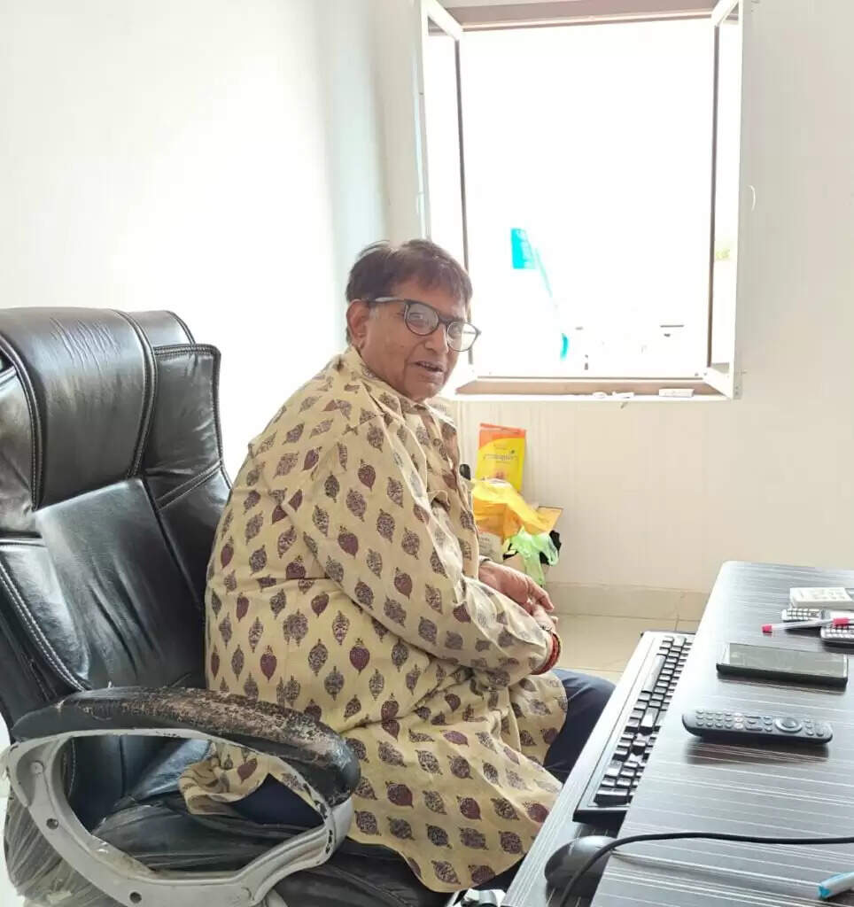 आचार्य-किराड़ू ने लोकतंत्र को बचाने में पत्रकारिता का योगदान बताया