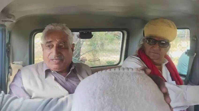 Jodhpur JNVU  &nbsp;पेंशनर्स की कुलगुरु के साथ धक्का-मुक्की, MDM हॉस्पिटल ले गए, दो पेंशनर हिरासत में