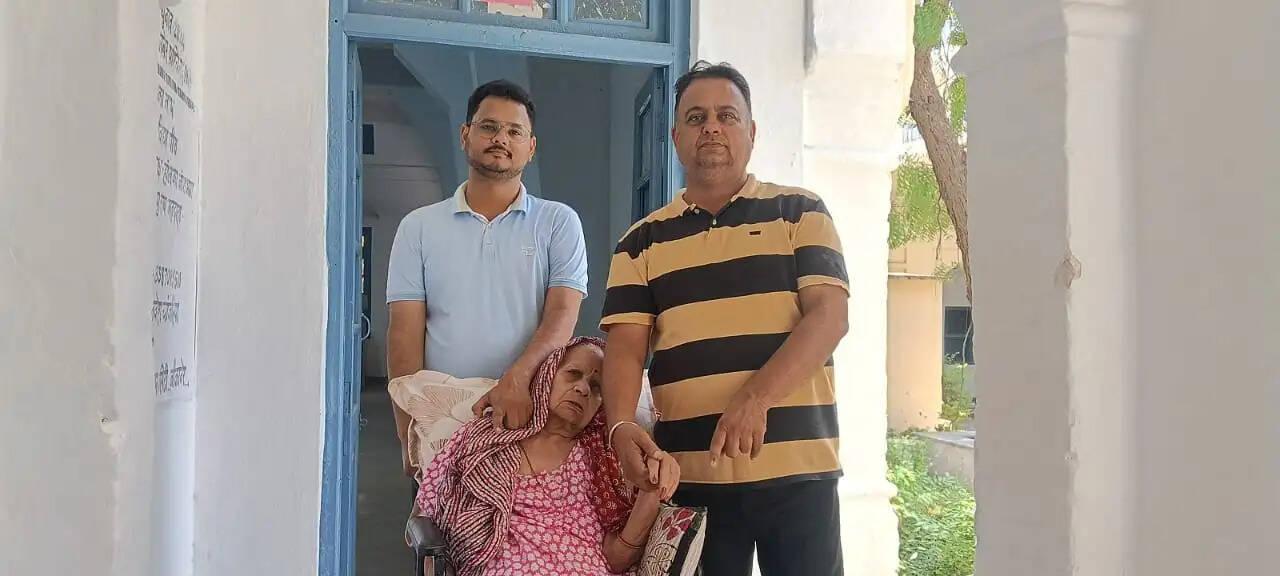 वोटिंग