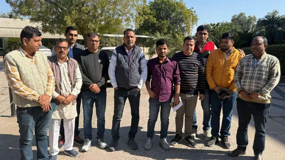 Rajasthan 21 सूत्री मांगों को लेकर शहीद स्मारक पर जुटेंगे कर्मचारी