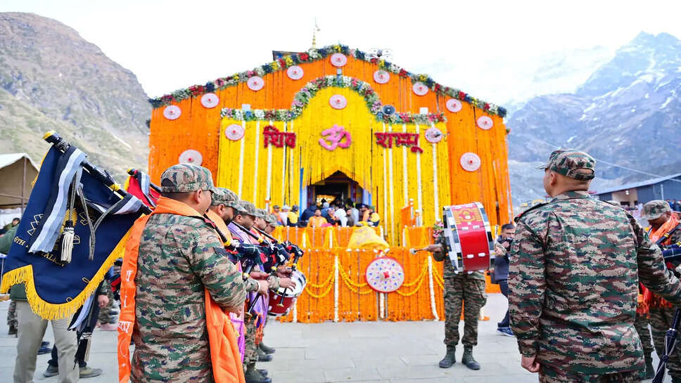 RNE Uttarakhand.   उत्तराखंड की विश्व प्रसिद्ध चारधाम यात्रा के लिए ऑनलाइन पंजीकरण आज से शुरू हो गया है। 