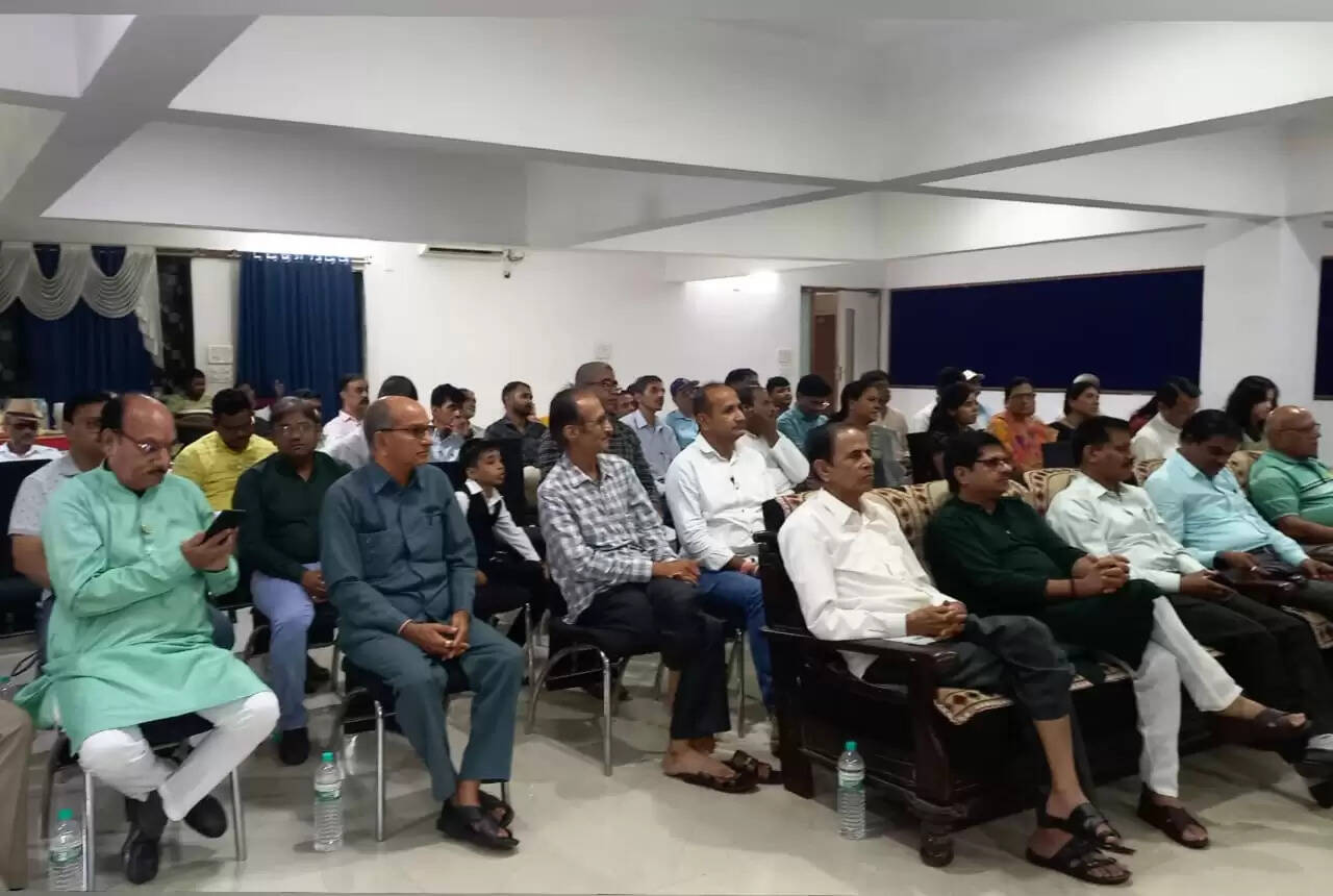 मन की निर्मलता ही भक्ति है : प्रोफेसर चारण  