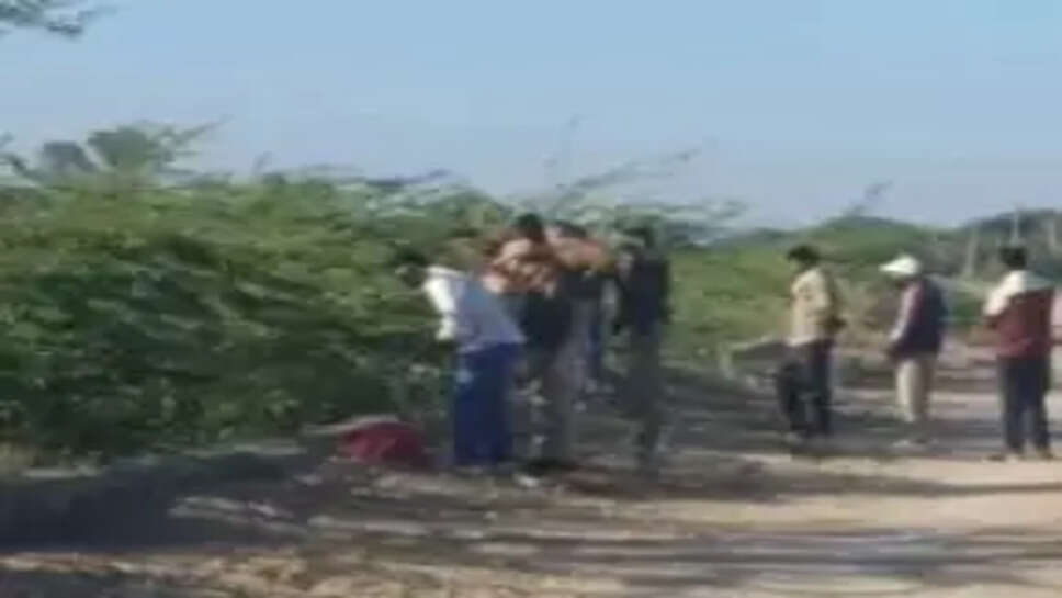 Bikaner : सुसाइड नोट छोड़ दो बेटियों के साथ महिला लापता, नहर किनारे चप्पल-लुगड़ी मिली