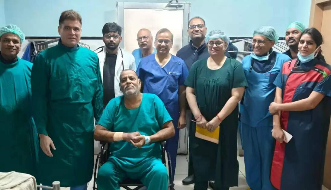 ज्योतिर्विद पंडित ममू महाराज अस्वस्थ, हल्दीराम हॉस्पिटल में भर्ती