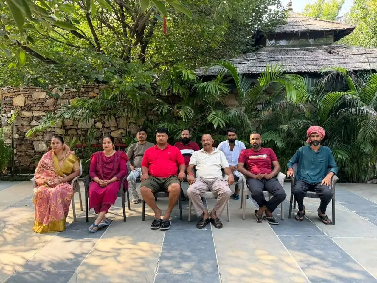सुरेन्द्र