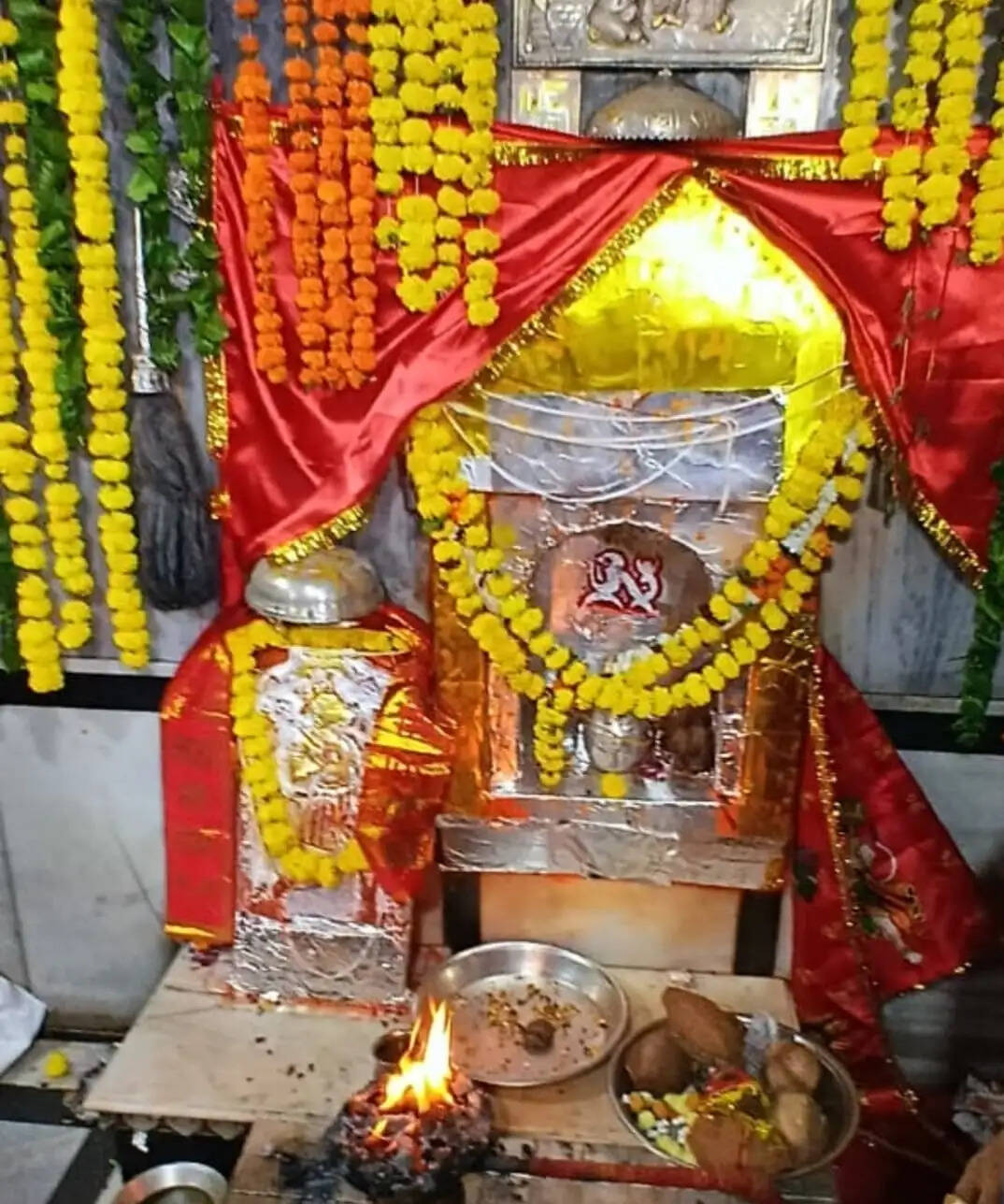 बाबा